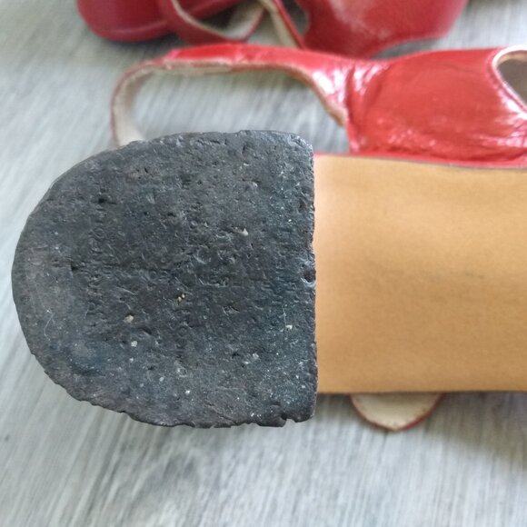 Vintage Red Shoes Size 8 / 9 Chunky Heels Strappy Slingbacks - Picture 13 of 15